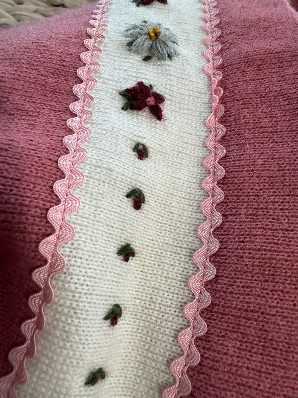 Girls Pink Sleeveless Knit Dress with Cream Scallop Trim - Picture 8 of 8